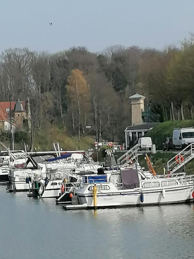 Haus Lupo Am Kanal Castrop-Rauxel Eksteriør billede