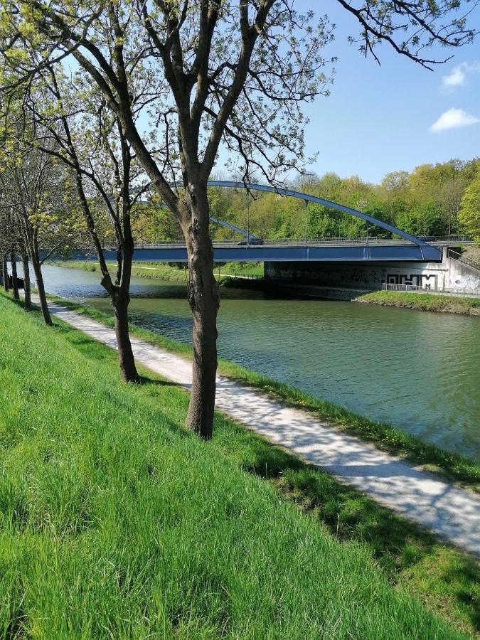 Haus Lupo Am Kanal Castrop-Rauxel Eksteriør billede